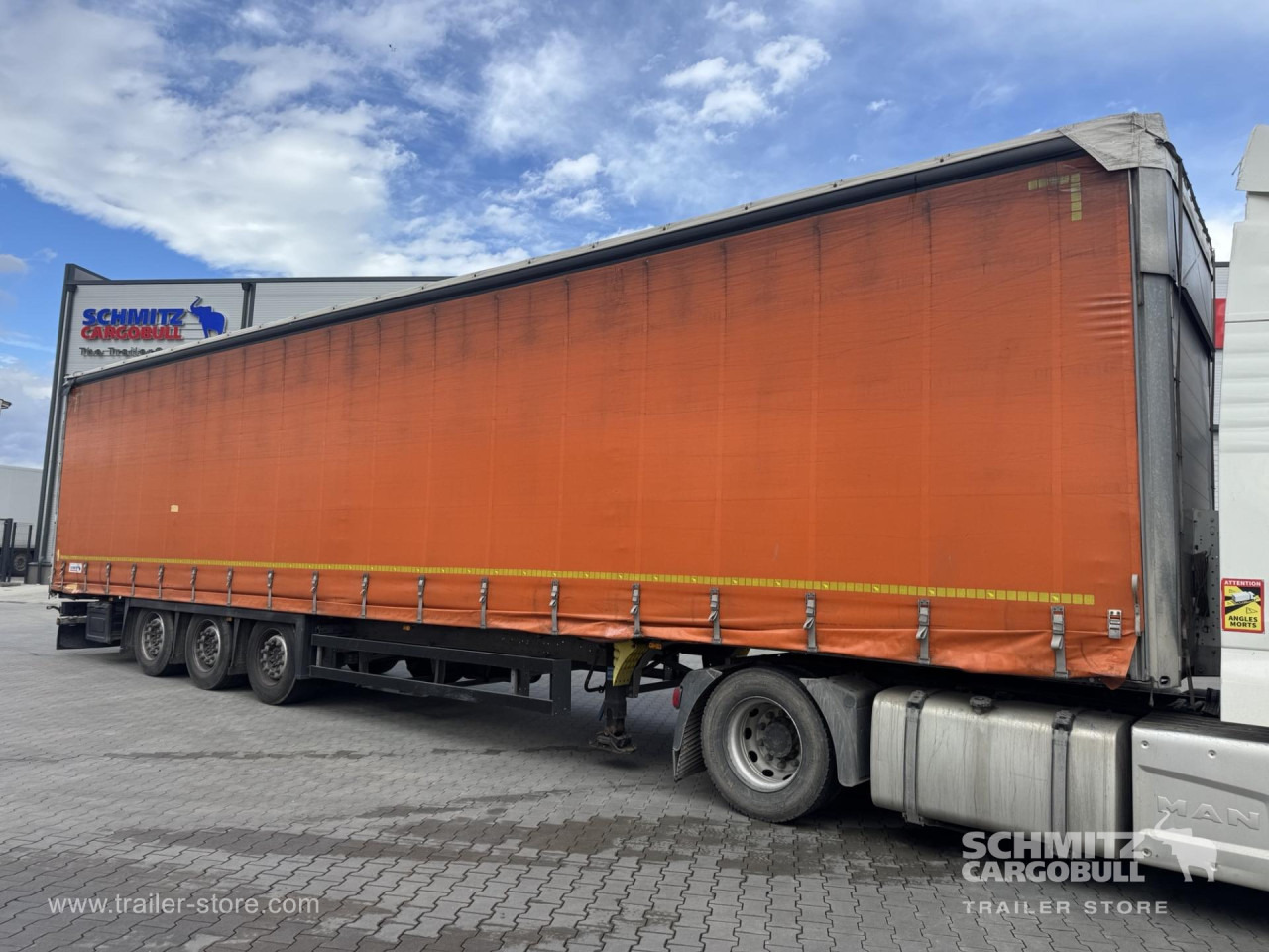 SCHMITZ Curtainsider Mega - Plachtový náves: obrázok 1 SCHMITZ Curtainsider Mega - Plachtový náves: obrázok 1