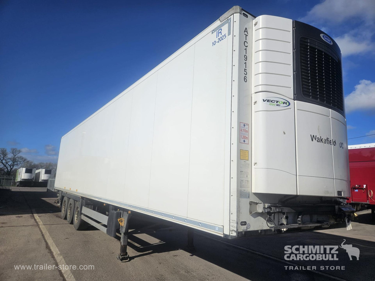 SCHMITZ Reefer Multitemp Taillift - Náves izotermické: obrázok 1 SCHMITZ Reefer Multitemp Taillift - Náves izotermické: obrázok 1
