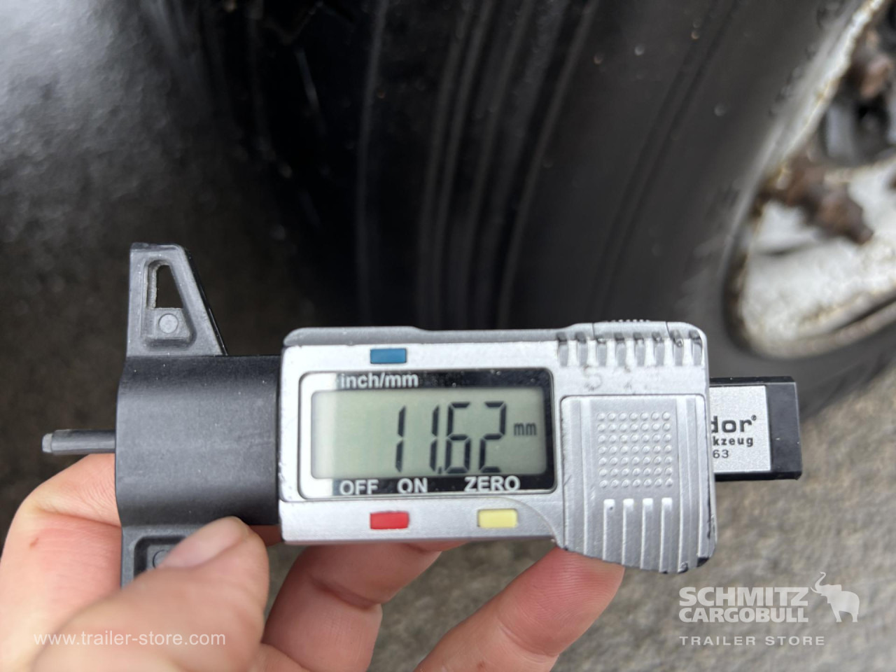 SCHMITZ Curtainsider Mega - Plachtový náves: obrázok 2 SCHMITZ Curtainsider Mega - Plachtový náves: obrázok 2