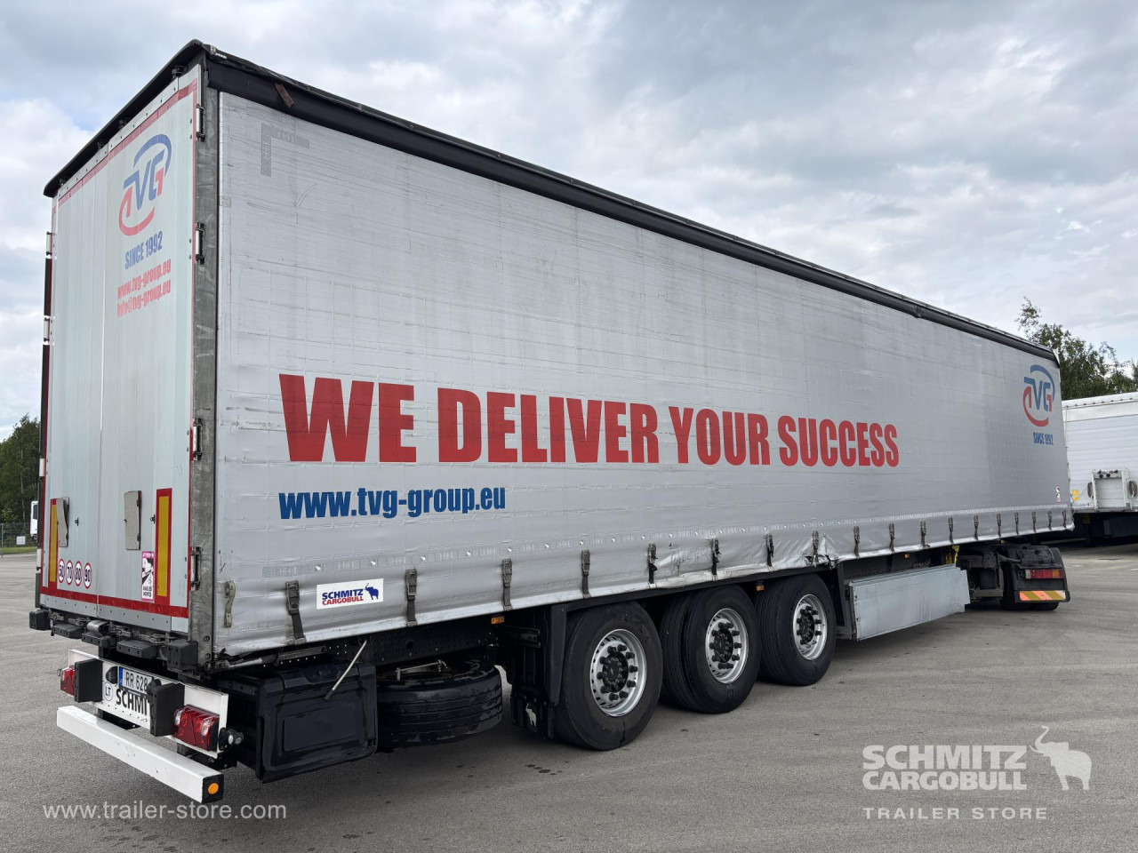 SCHMITZ Curtainsider Standard - Plachtový náves: obrázok 1 SCHMITZ Curtainsider Standard - Plachtový náves: obrázok 1