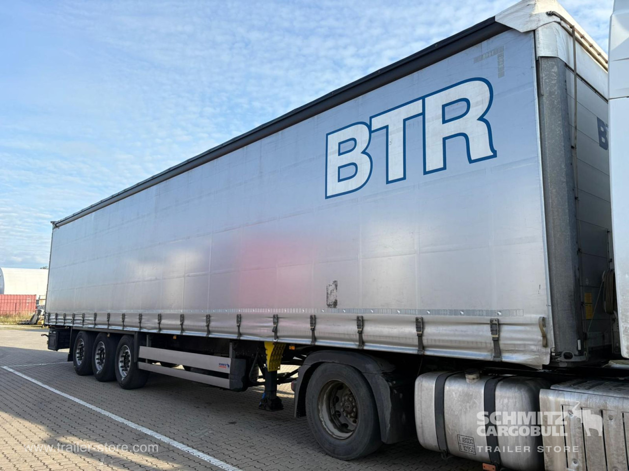 SCHMITZ Curtainsider Standard - Plachtový náves: obrázok 3 SCHMITZ Curtainsider Standard - Plachtový náves: obrázok 3