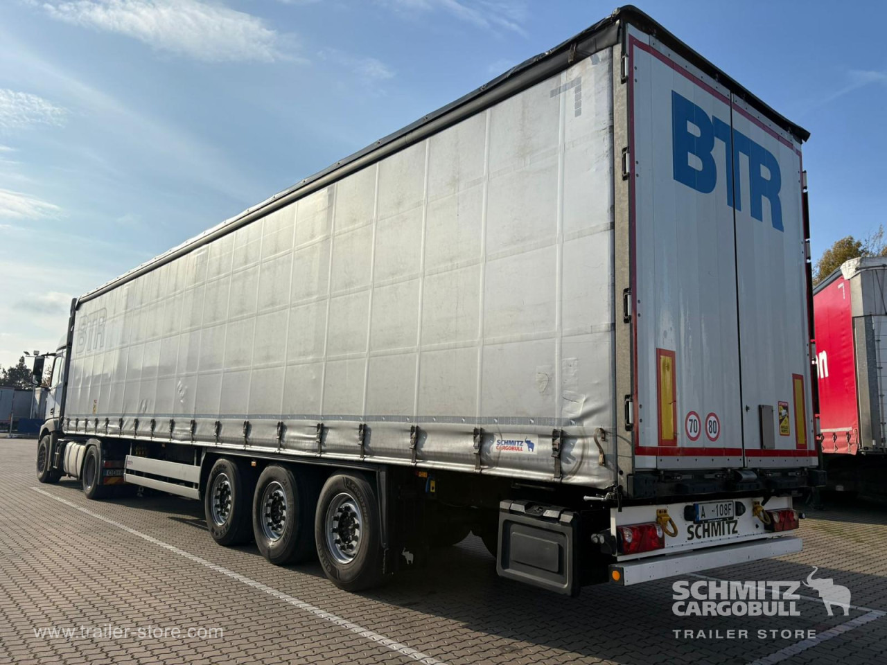 SCHMITZ Curtainsider Standard - Plachtový náves: obrázok 2 SCHMITZ Curtainsider Standard - Plachtový náves: obrázok 2