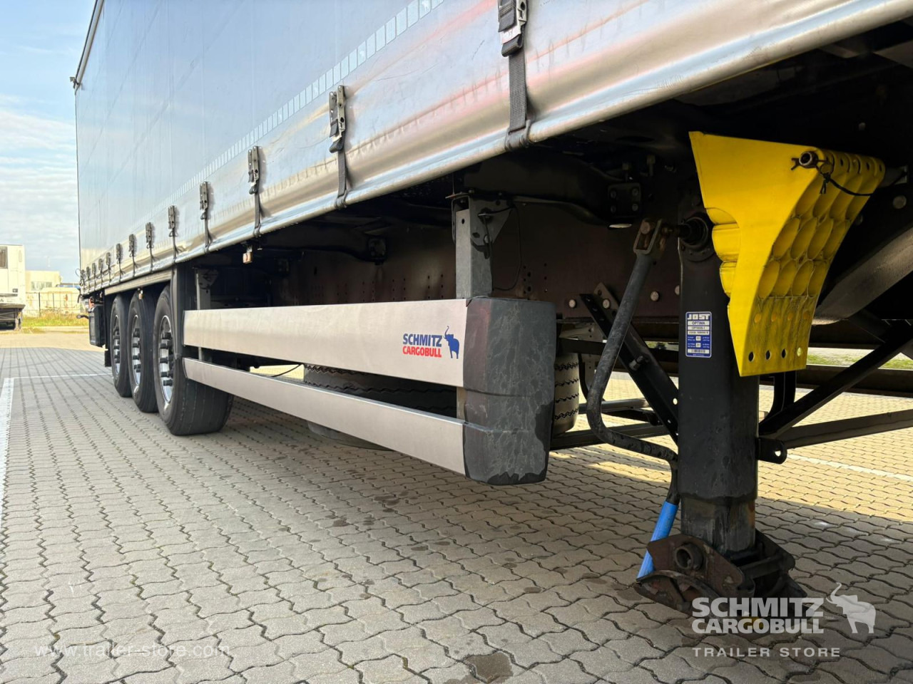 SCHMITZ Curtainsider Standard - Plachtový náves: obrázok 4 SCHMITZ Curtainsider Standard - Plachtový náves: obrázok 4