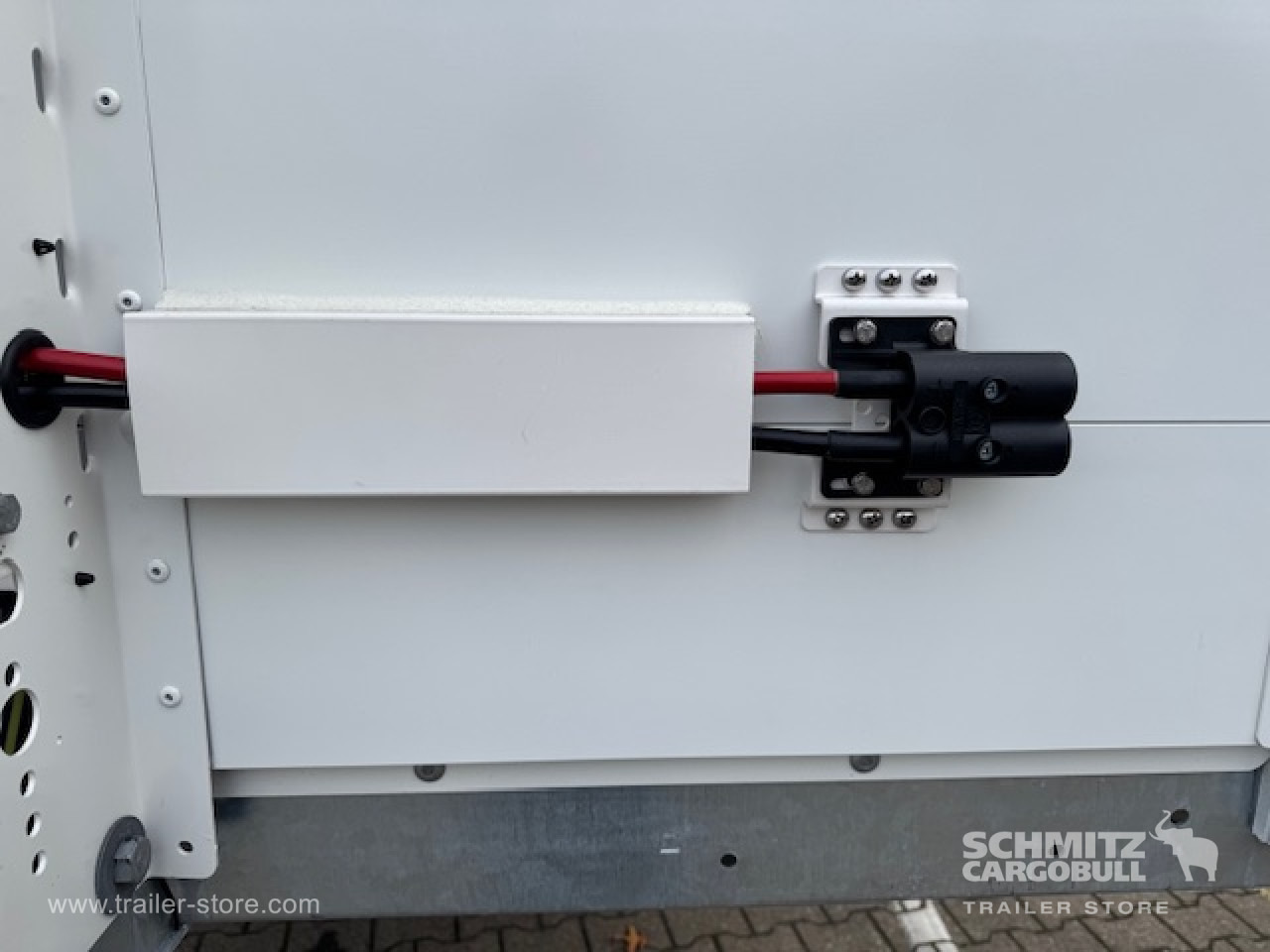 SCHMITZ Oplegger Kasten Standard Taillift - Náves skriňové: obrázok 3 SCHMITZ Oplegger Kasten Standard Taillift - Náves skriňové: obrázok 3