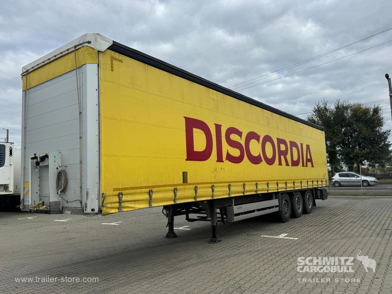 SCHMITZ Curtainsider Standard - Plachtový náves: obrázok 1 SCHMITZ Curtainsider Standard - Plachtový náves: obrázok 1