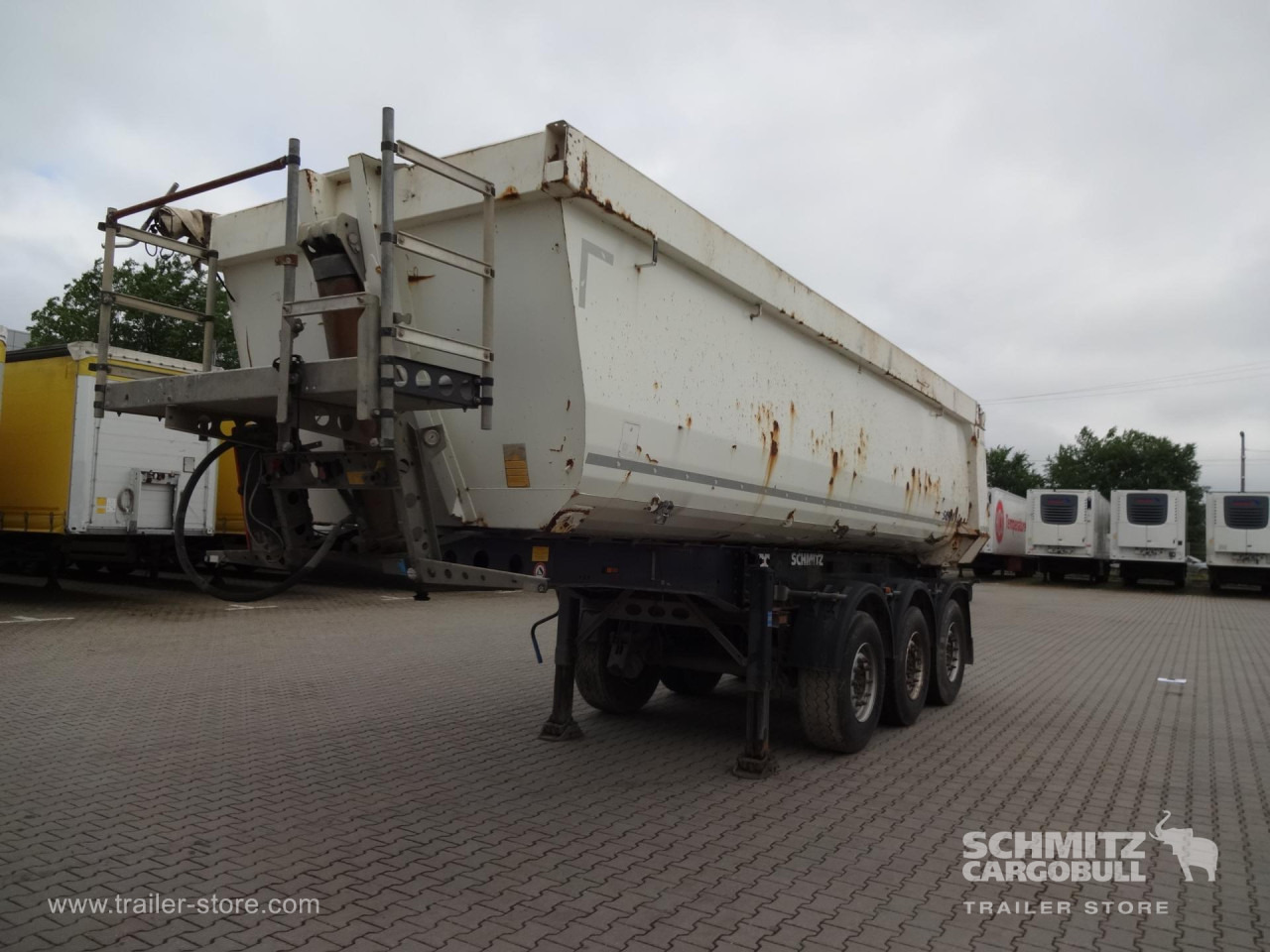SCHMITZ Tipper Steel half pipe body 28m³ - Náves sklápěcí: obrázok 5 SCHMITZ Tipper Steel half pipe body 28m³ - Náves sklápěcí: obrázok 5