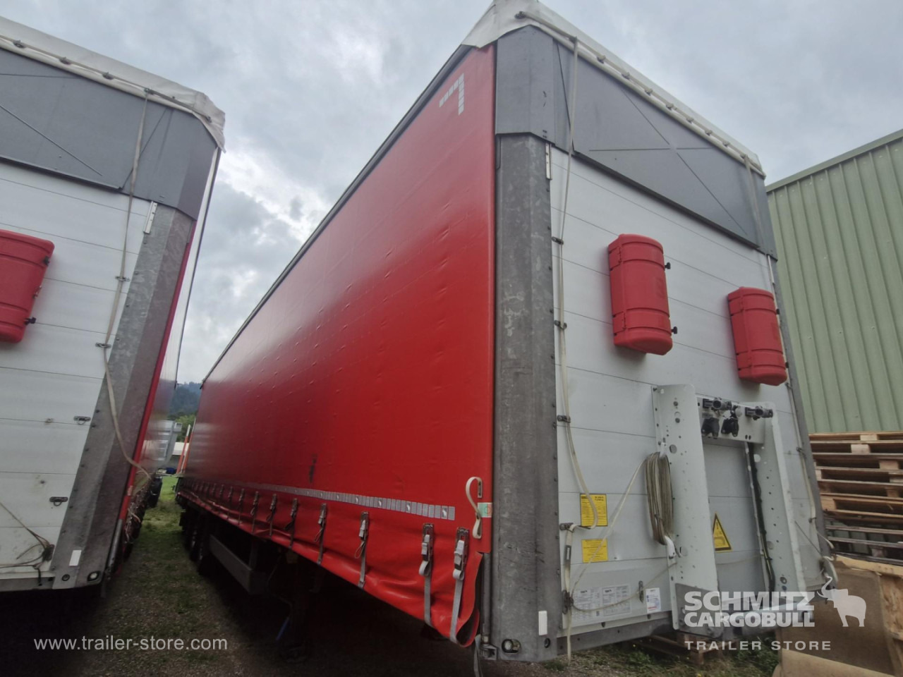 SCHMITZ Curtainsider Varios - Plachtový náves: obrázok 1 SCHMITZ Curtainsider Varios - Plachtový náves: obrázok 1