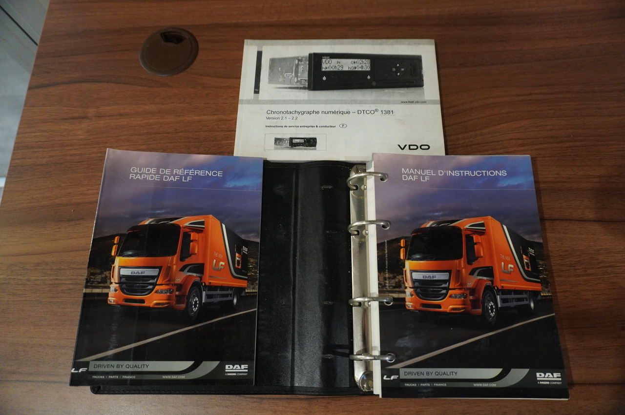 Chladirenské nákladné vozidlo DAF LF 290 E6 4×2 / Lamberet refrigerated box 22 pallets / Multitemperature / Carrier Supra 1150 MT: obrázok 20