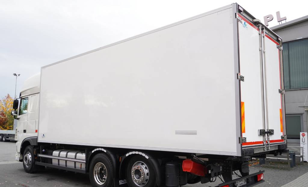 DAF XF 450 6×2 E6 / Refrigerator Lacapitaine / ATP/FRC to 2027 / 18 pallets - Chladirenské nákladné vozidlo: obrázok 5 DAF XF 450 6×2 E6 / Refrigerator Lacapitaine / ATP/FRC to 2027 / 18 pallets - Chladirenské nákladné vozidlo: obrázok 5