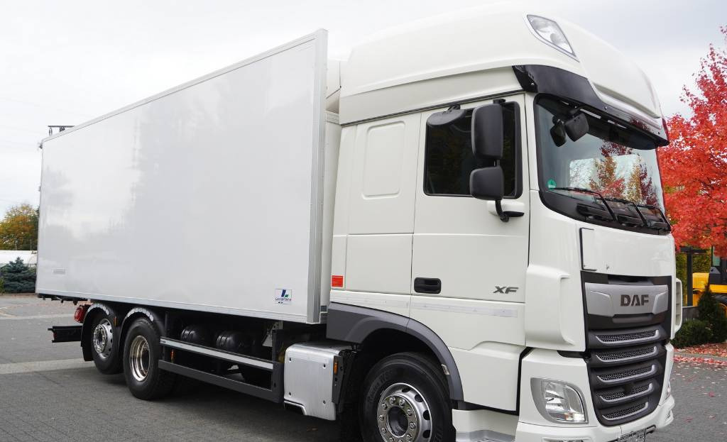 DAF XF 450 6×2 E6 / Refrigerator Lacapitaine / ATP/FRC to 2027 / 18 pallets - Chladirenské nákladné vozidlo: obrázok 3 DAF XF 450 6×2 E6 / Refrigerator Lacapitaine / ATP/FRC to 2027 / 18 pallets - Chladirenské nákladné vozidlo: obrázok 3
