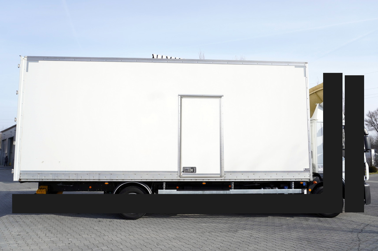 Giraudon 120.190 - Skříňová nadstavba: obrázok 1 Giraudon 120.190 - Skříňová nadstavba: obrázok 1