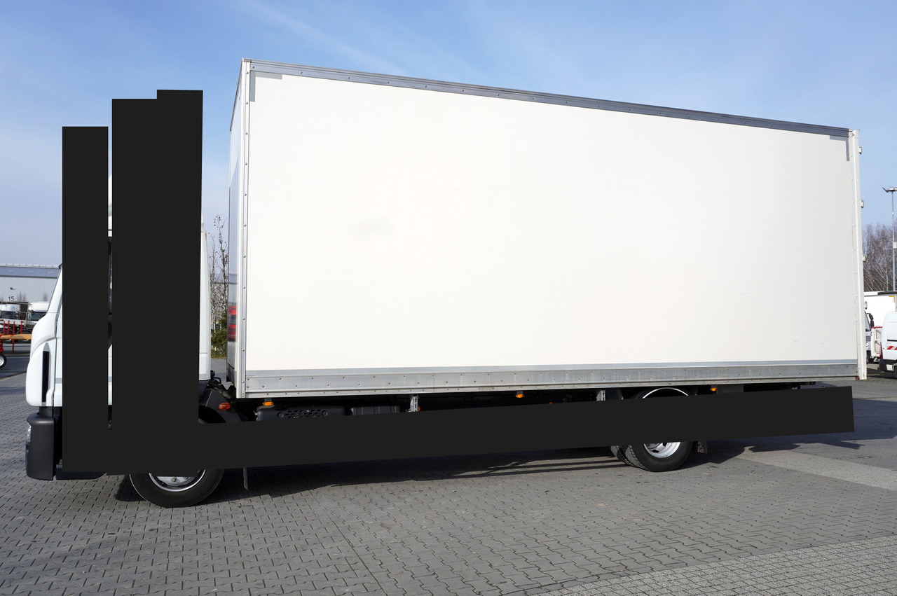 Giraudon 120.190 - Skříňová nadstavba: obrázok 2 Giraudon 120.190 - Skříňová nadstavba: obrázok 2