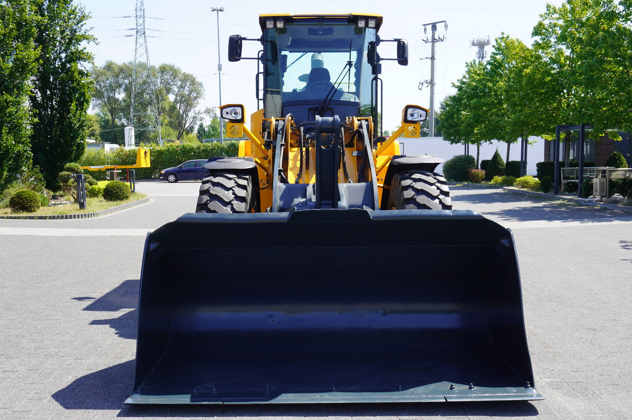 HYUNDAI HL940A articulated loader / year 2021 / weight 13.5t year of production 2021 - Kolesový nakladač: obrázok 5 HYUNDAI HL940A articulated loader / year 2021 / weight 13.5t year of production 2021 - Kolesový nakladač: obrázok 5