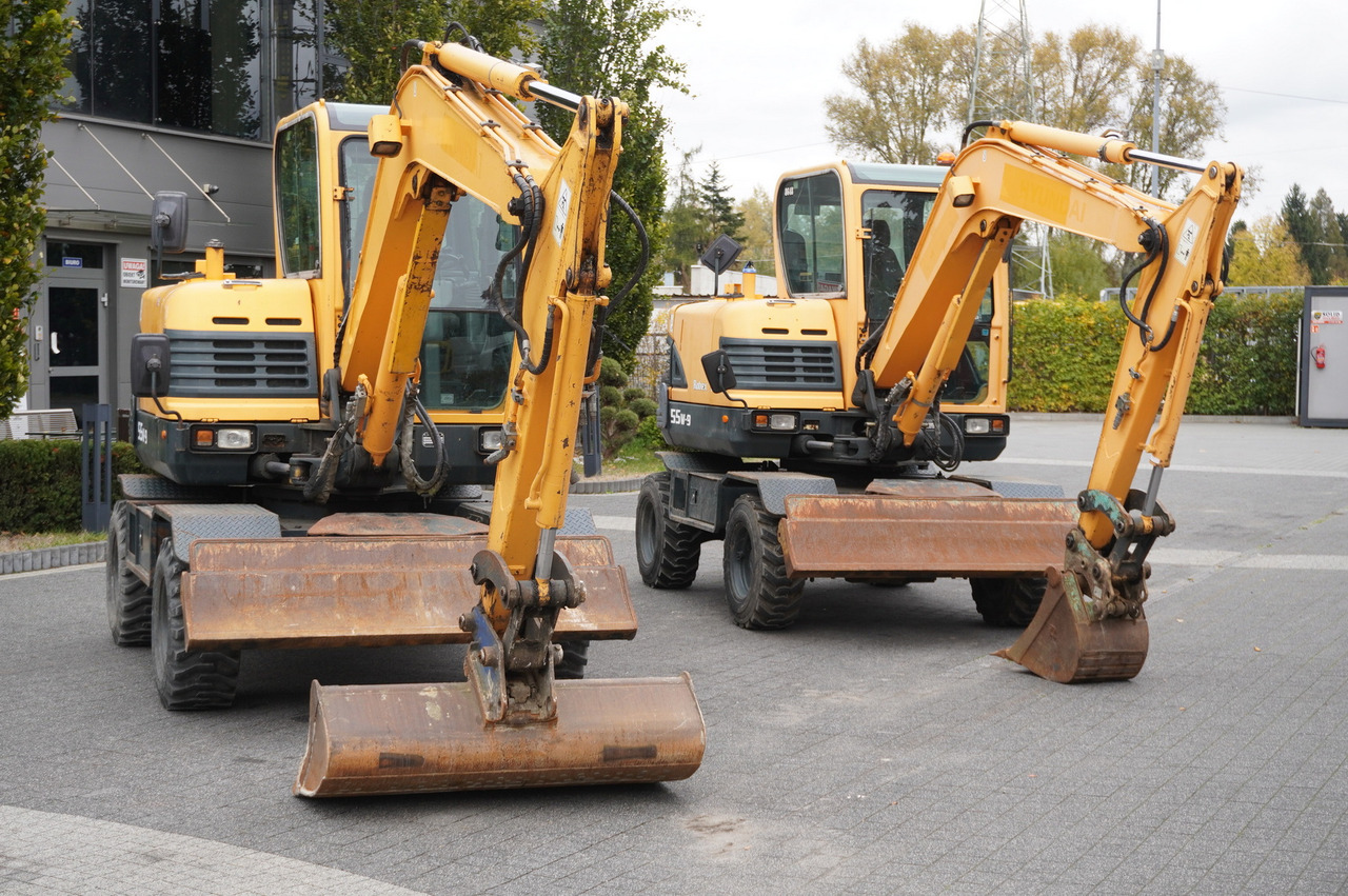Hyundai Robex 55W-9 Wheeled Excavator 5.5t / 2pcs - Rýpadlo: obrázok 5 Hyundai Robex 55W-9 Wheeled Excavator 5.5t / 2pcs - Rýpadlo: obrázok 5