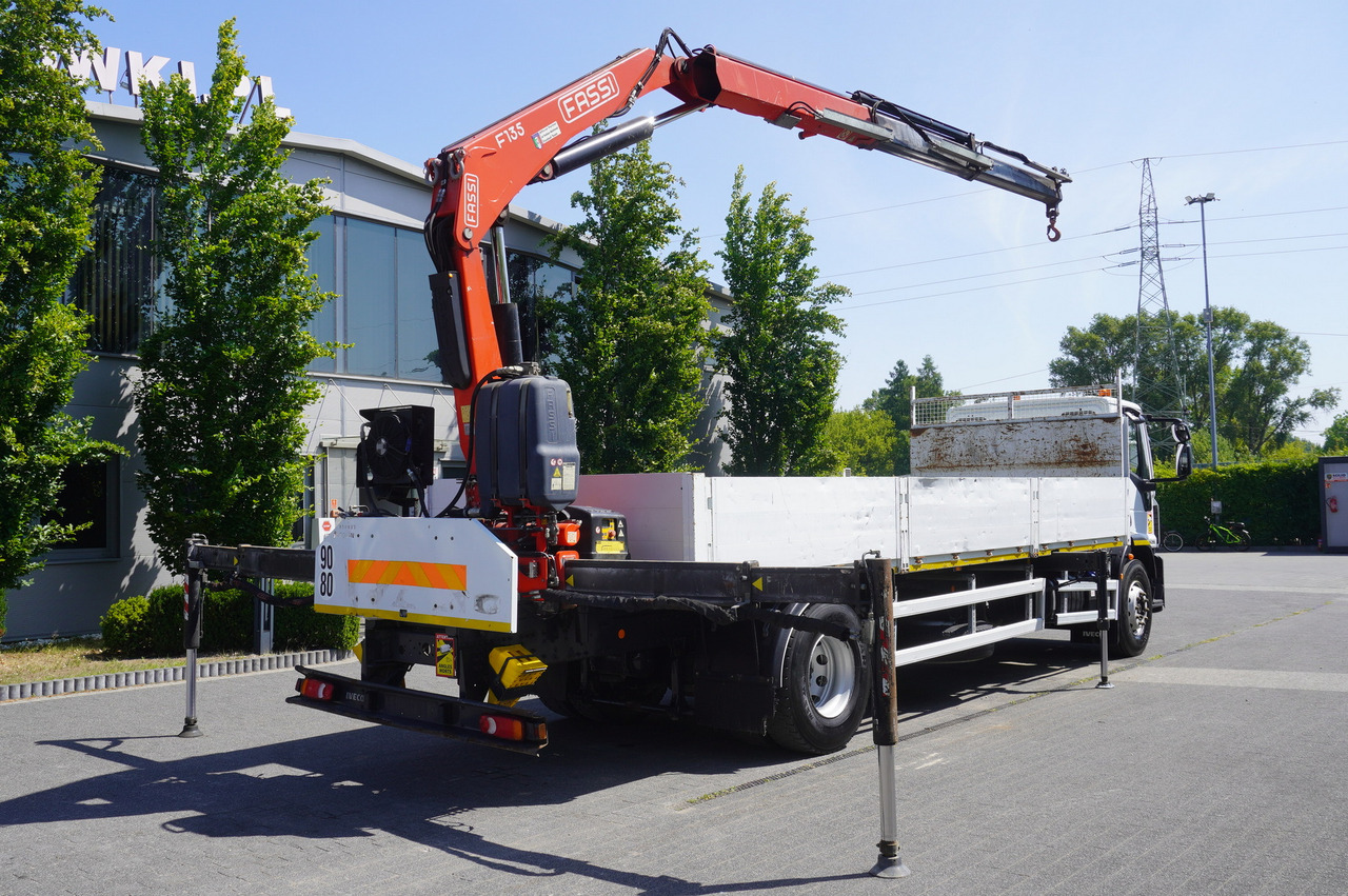 IVECO EUROCARGO 190-280L / FASSI F135A / 8 M / Lift cap. 5580 kg - Valníkový/ Plošinový nákladný automobil, Auto s hydraulickou rukou: obrázok 3 IVECO EUROCARGO 190-280L / FASSI F135A / 8 M / Lift cap. 5580 kg - Valníkový/ Plošinový nákladný automobil, Auto s hydraulickou rukou: obrázok 3