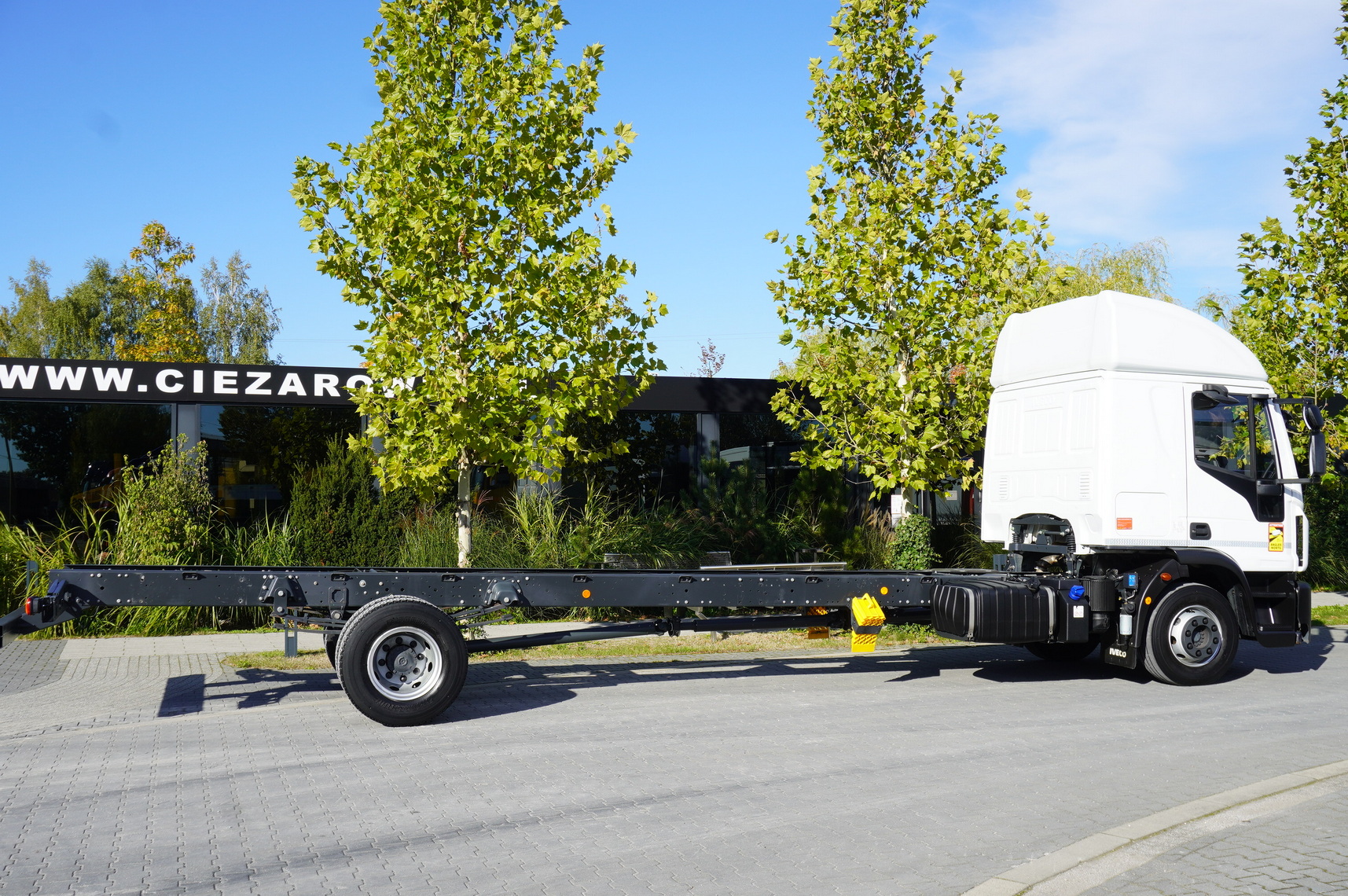 IVECO Eurocargo 140e19 4×2 E6 Glob / ADR / frame 8,1m - Podvozek s kabinou: obrázok 3 IVECO Eurocargo 140e19 4×2 E6 Glob / ADR / frame 8,1m - Podvozek s kabinou: obrázok 3