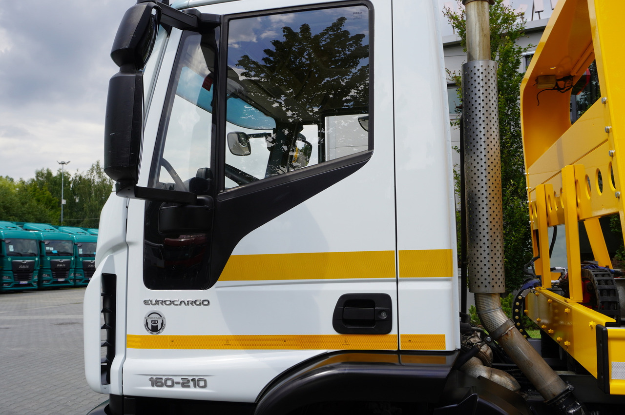 Leasing IVECO Eurocargo 160-210 / 75,000 km! / OMARS lowered tow truck platform / Fork IVECO Eurocargo 160-210 / 75,000 km! / OMARS lowered tow truck platform / Fork: obrázok 22