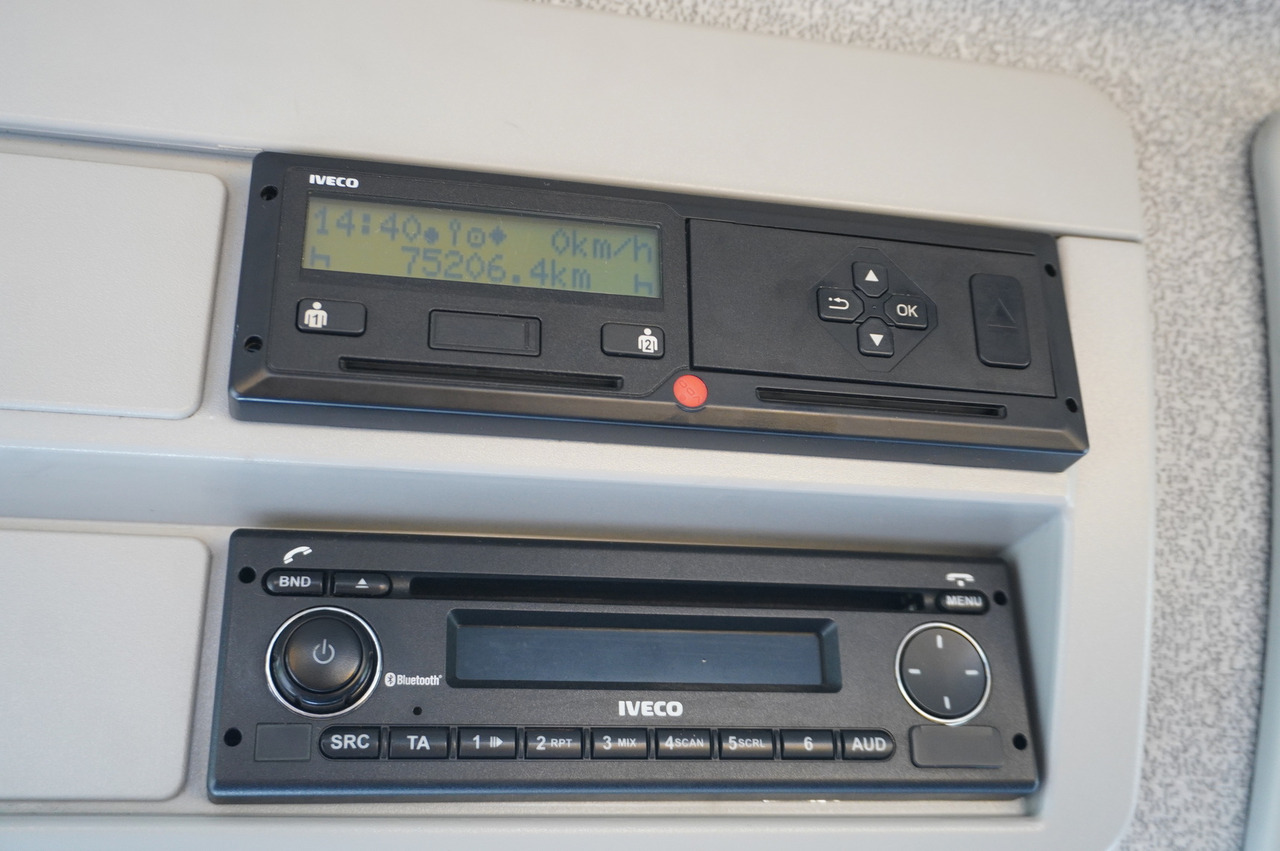 IVECO Eurocargo 160-210 / 75,000 km! / OMARS lowered tow truck platform / Fork - Nákladné vozidlo na prepravu automobilov: obrázok 3 IVECO Eurocargo 160-210 / 75,000 km! / OMARS lowered tow truck platform / Fork - Nákladné vozidlo na prepravu automobilov: obrázok 3