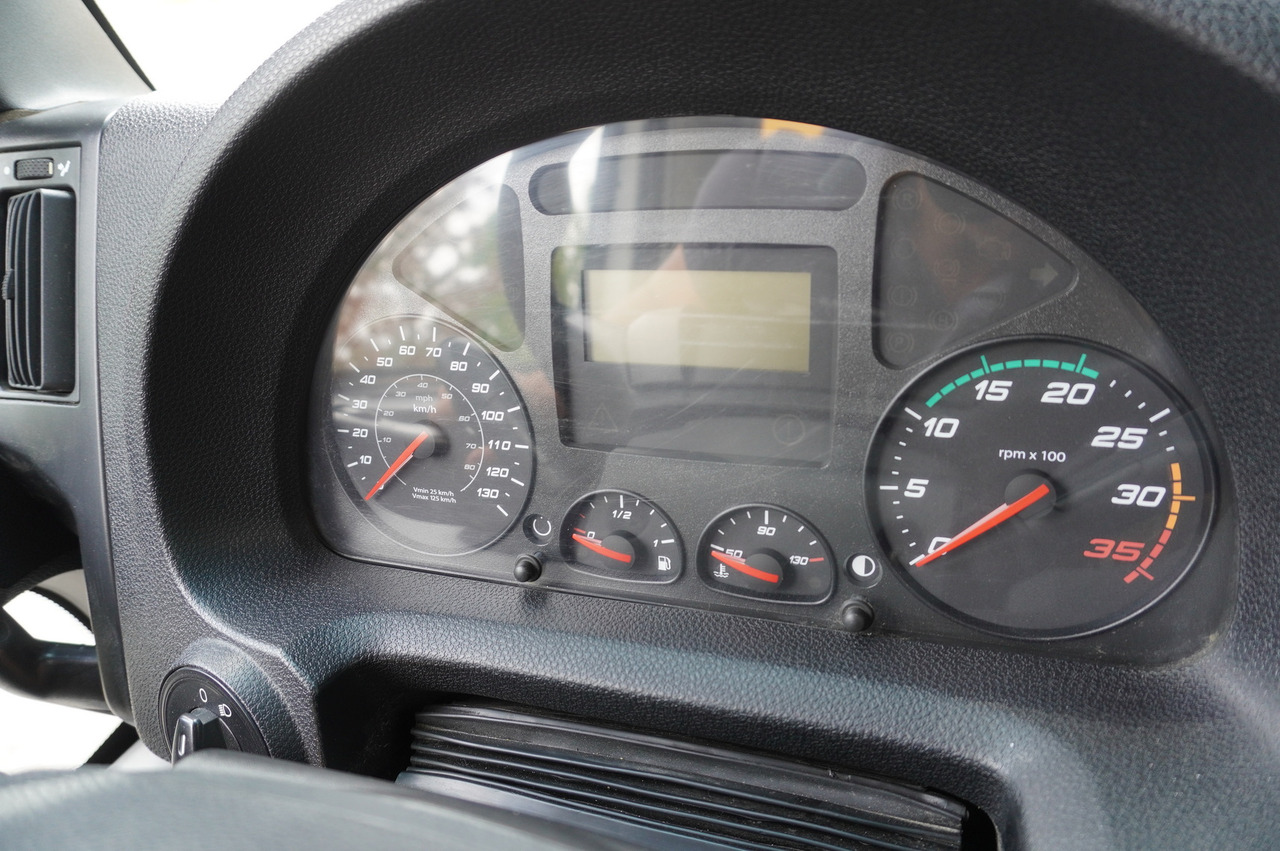 Leasing IVECO Eurocargo 160-210 / 75,000 km! / OMARS lowered tow truck platform / Fork IVECO Eurocargo 160-210 / 75,000 km! / OMARS lowered tow truck platform / Fork: obrázok 26