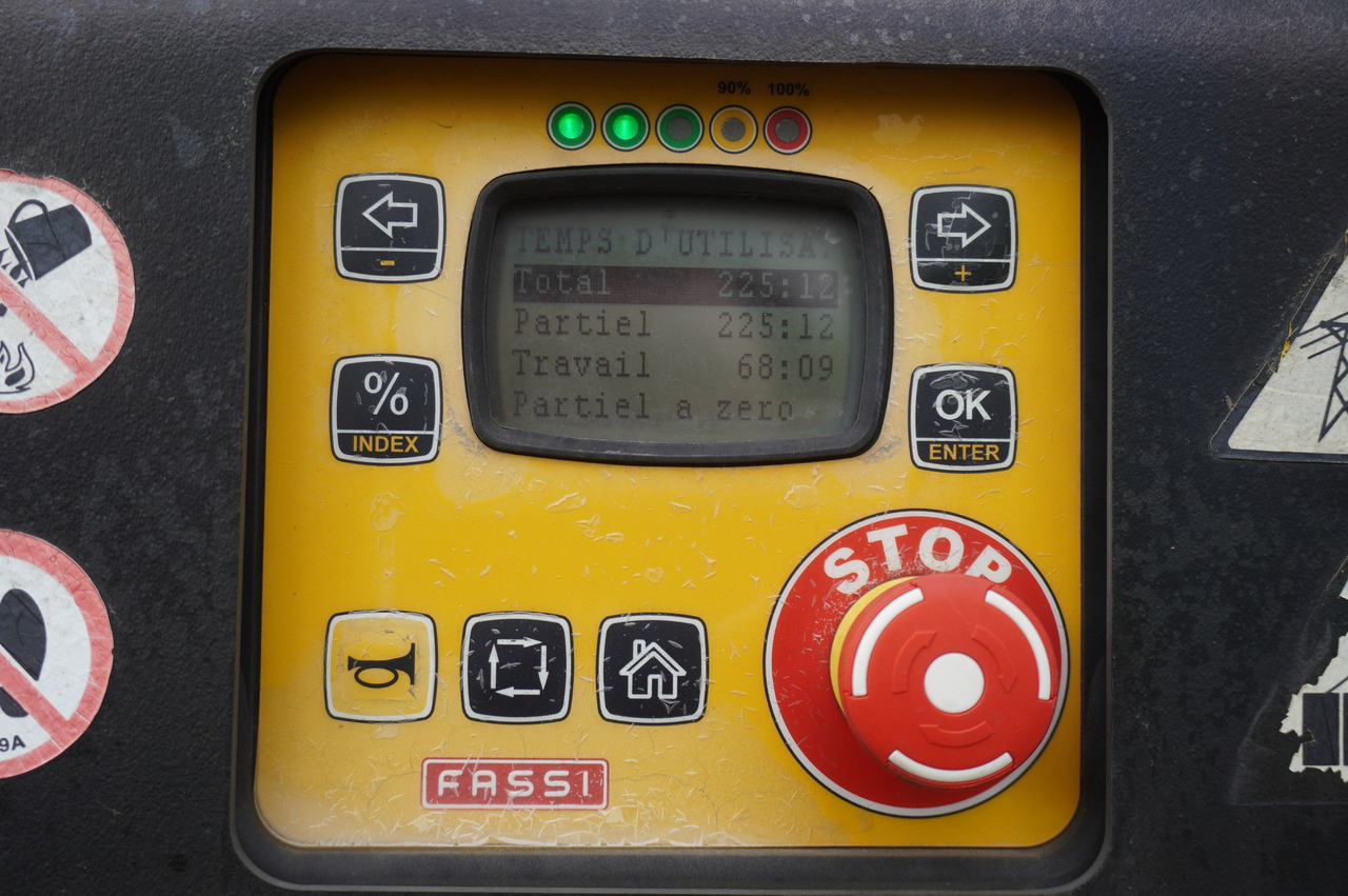 IVECO STRALIS 19.310 E6 / Flatbed 19 EPAL / FASSI F135 / 225 MTH! / 5.7 T - Auto s hydraulickou rukou, Auto s hydraulickou rukou: obrázok 2 IVECO STRALIS 19.310 E6 / Flatbed 19 EPAL / FASSI F135 / 225 MTH! / 5.7 T - Auto s hydraulickou rukou, Auto s hydraulickou rukou: obrázok 2