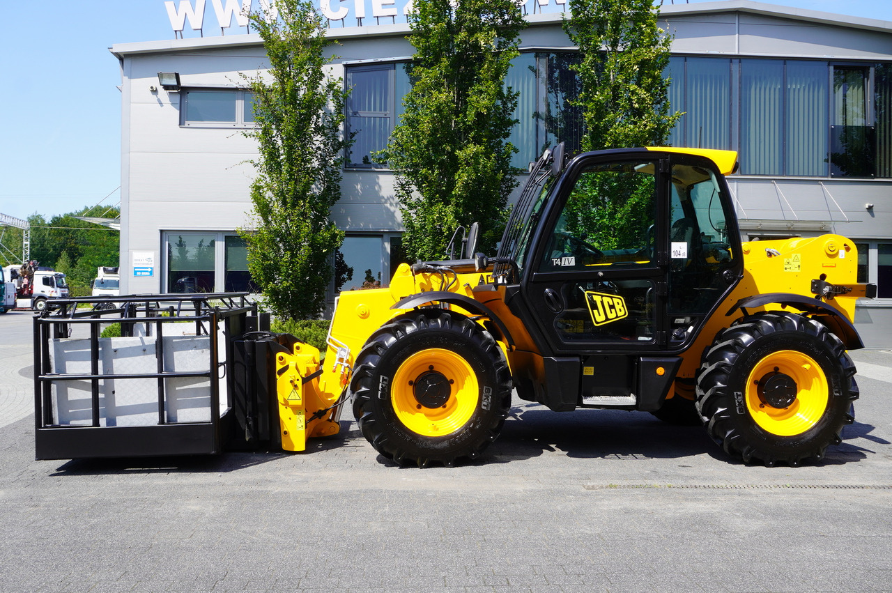 JCB 535-95 / 3.5 T / range 9.5 m / joystick - Teleskopický nakladač: obrázok 2 JCB 535-95 / 3.5 T / range 9.5 m / joystick - Teleskopický nakladač: obrázok 2