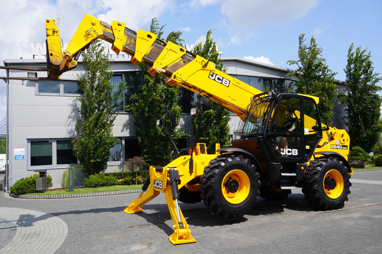 JCB 540-200 Telescopic Loader / 20 m reach / joystick / 2 units - Teleskopický nakladač: obrázok 3 JCB 540-200 Telescopic Loader / 20 m reach / joystick / 2 units - Teleskopický nakladač: obrázok 3