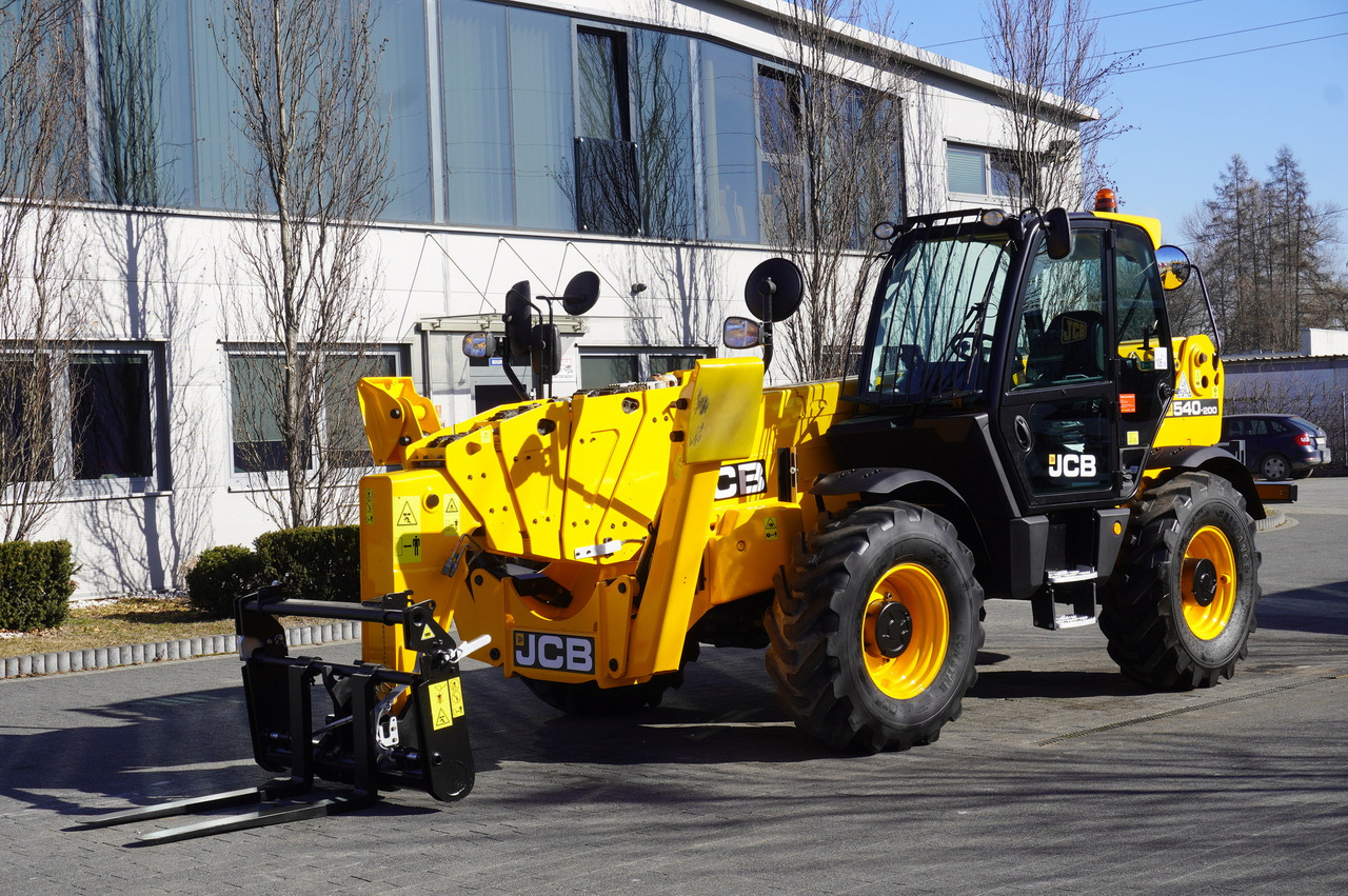 JCB 540-200 Telescopic Loader / 20m / joystick - Kolesový nakladač: obrázok 5 JCB 540-200 Telescopic Loader / 20m / joystick - Kolesový nakladač: obrázok 5