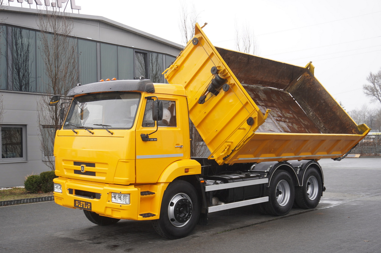 KAMAZ T2530 E5 6×4 / 3-sided tipper - Sklápač, Auto s hydraulickou rukou: obrázok 2 KAMAZ T2530 E5 6×4 / 3-sided tipper - Sklápač, Auto s hydraulickou rukou: obrázok 2
