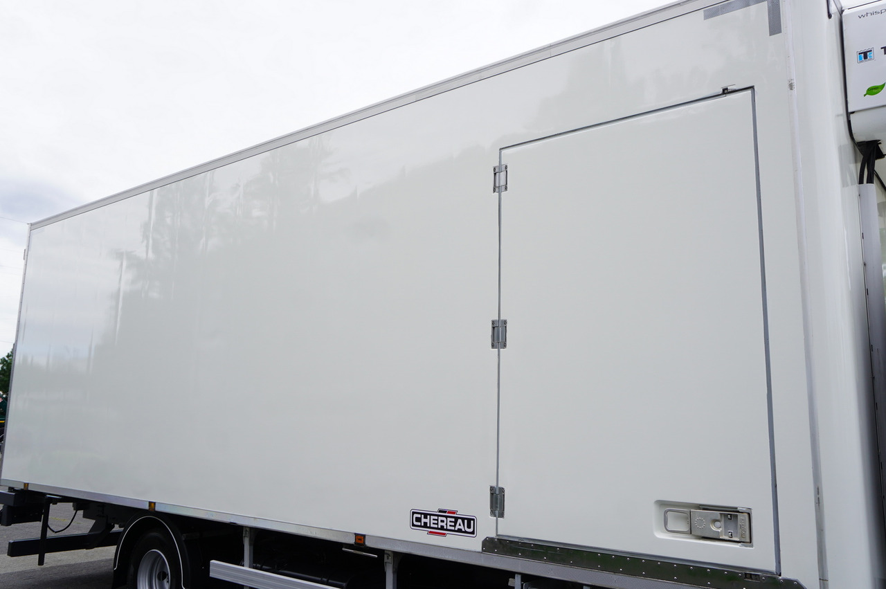 Chladirenské nákladné vozidlo MAN TGL 12.190 / CHEREAU Refrigerator 18 PAL multitemperature / Thermoking T-1200R / 100,000 km: obrázok 13 Chladirenské nákladné vozidlo MAN TGL 12.190 / CHEREAU Refrigerator 18 PAL multitemperature / Thermoking T-1200R / 100,000 km: obrázok 13