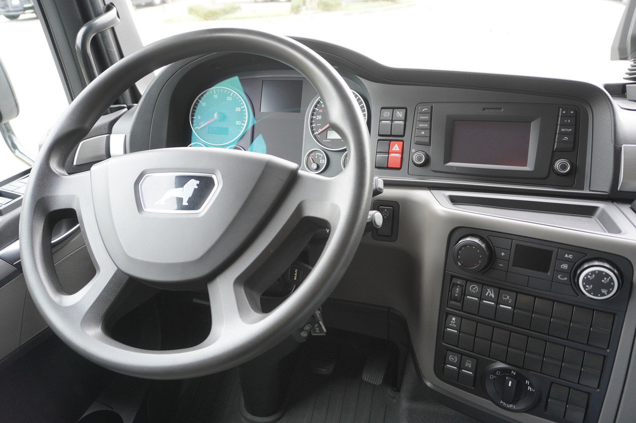 Chladirenské nákladné vozidlo MAN TGL 12.190 / CHEREAU Refrigerator 18 PAL multitemperature / Thermoking T-1200R / 100,000 km: obrázok 26 Chladirenské nákladné vozidlo MAN TGL 12.190 / CHEREAU Refrigerator 18 PAL multitemperature / Thermoking T-1200R / 100,000 km: obrázok 26