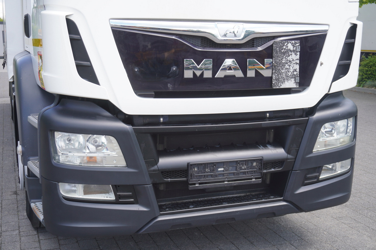 Plachtové nákladné vozidlo MAN TGS 18.440 / 19 EPAL curtainsider / Sleeper cab [ Copy ]: obrázok 8