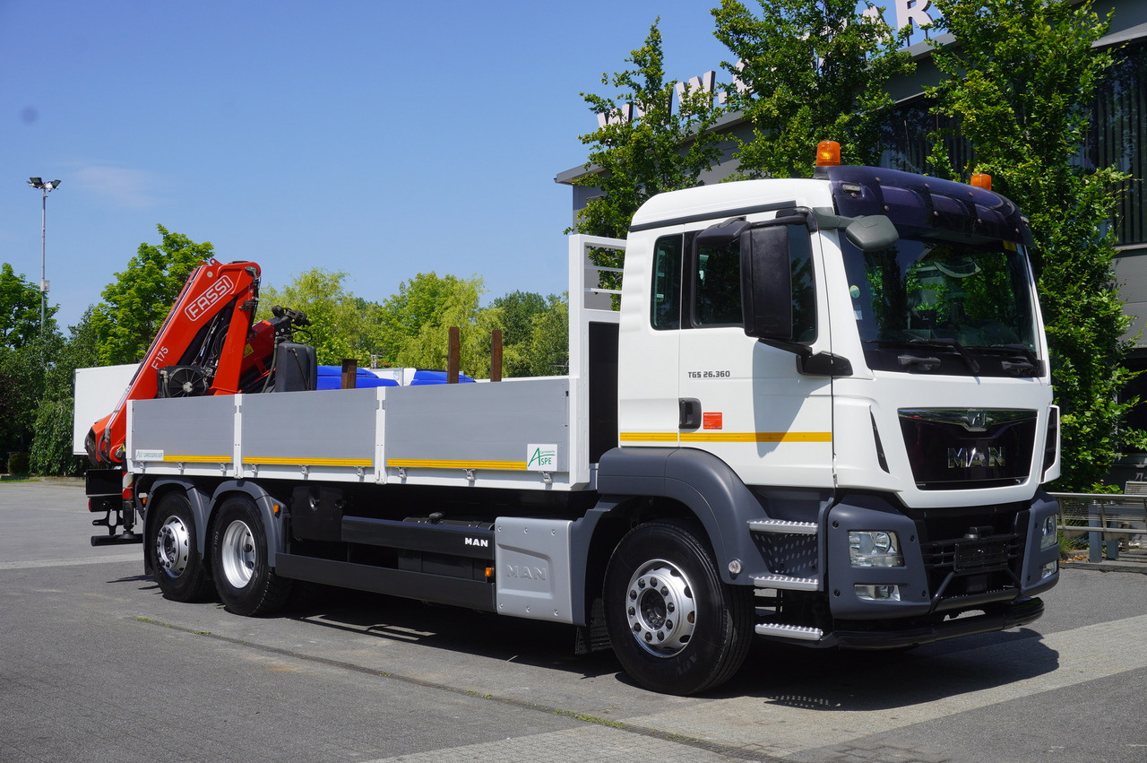 MAN TGS 26.360 Flatbed / Fassi F175 7.7 T / steered 3rd axle - Auto s hydraulickou rukou: obrázok 2 MAN TGS 26.360 Flatbed / Fassi F175 7.7 T / steered 3rd axle - Auto s hydraulickou rukou: obrázok 2