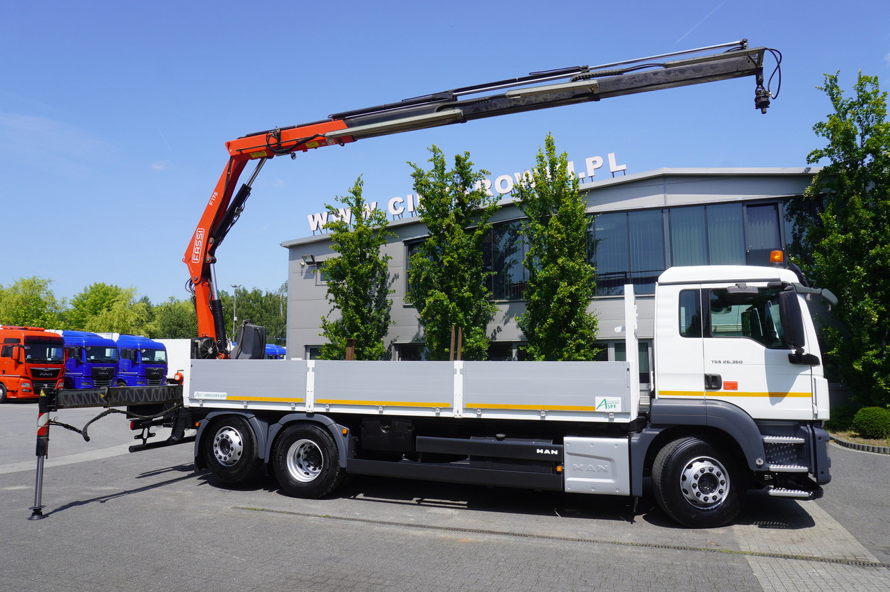 MAN TGS 26.360 Flatbed / Fassi F175 7.7 T / steered 3rd axle - Auto s hydraulickou rukou: obrázok 4 MAN TGS 26.360 Flatbed / Fassi F175 7.7 T / steered 3rd axle - Auto s hydraulickou rukou: obrázok 4