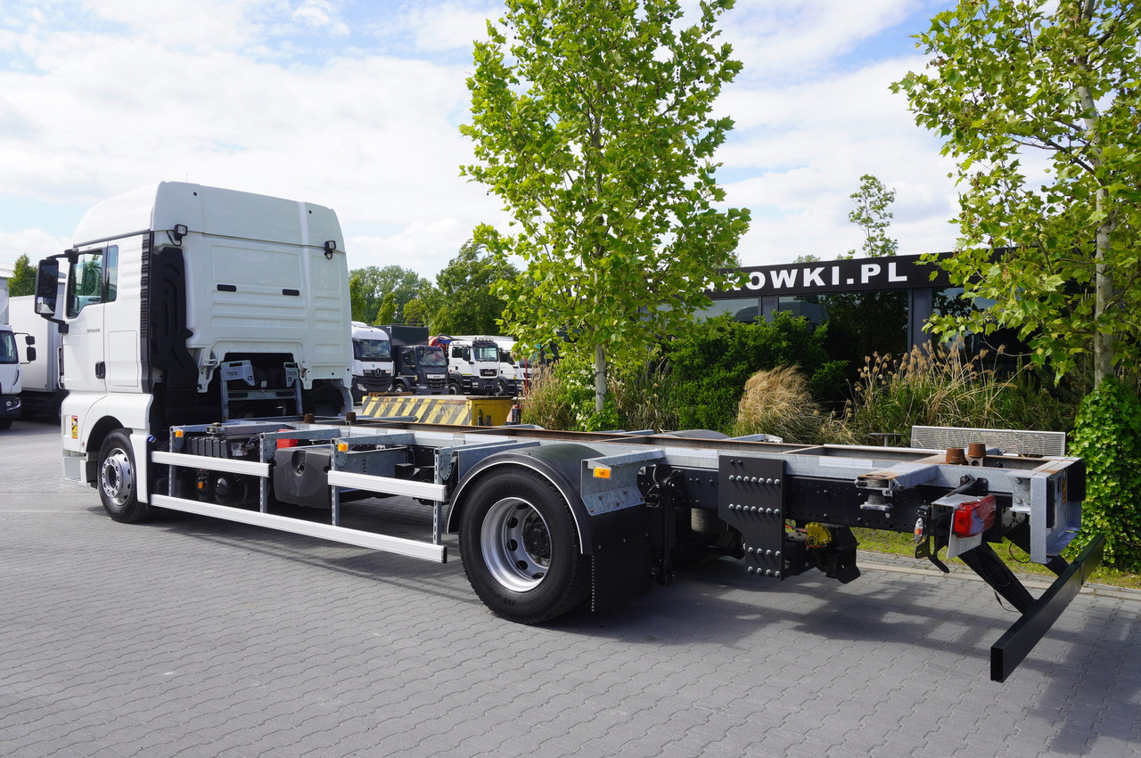 MAN TGX 18.430 / BDF 7.5 m / sleeping cab / 2021 - Kontejnérový podvozek/ Výměnná nástavba: obrázok 3 MAN TGX 18.430 / BDF 7.5 m / sleeping cab / 2021 - Kontejnérový podvozek/ Výměnná nástavba: obrázok 3