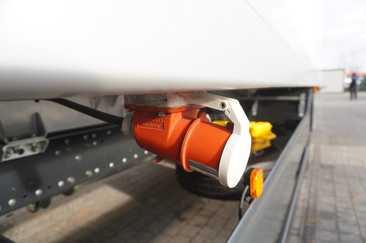 MAN TGX 26.400 / IGLOOCAR / Carrier Supra 1150 MT Silent - Izotermický nákladní automobil: obrázok 5 MAN TGX 26.400 / IGLOOCAR / Carrier Supra 1150 MT Silent - Izotermický nákladní automobil: obrázok 5