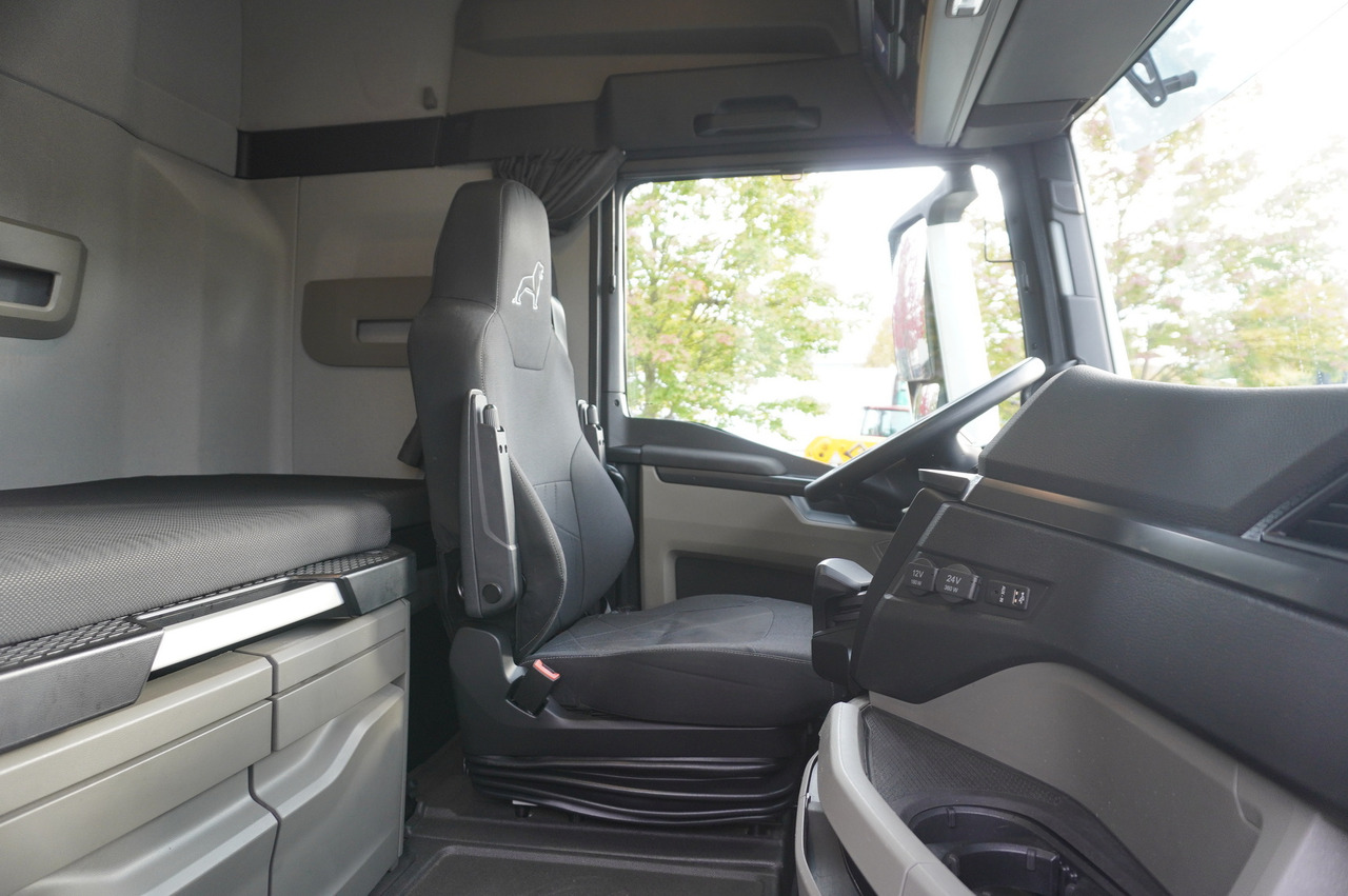 Kontejnérový podvozek/ Výměnná nástavba na prepravu kontajnery MAN TGX 26.470 6x2 COINTAINERKIPPER HYVA HIRMSCHLING / 200 tho. km!: obrázok 29 Kontejnérový podvozek/ Výměnná nástavba na prepravu kontajnery MAN TGX 26.470 6x2 COINTAINERKIPPER HYVA HIRMSCHLING / 200 tho. km!: obrázok 29