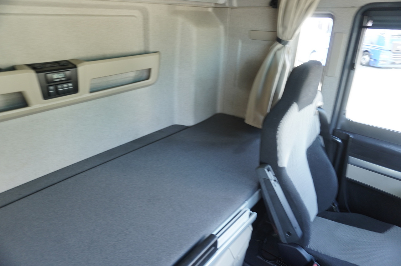 Leasing MAN TGX 26.500 E6 XXL / Schmitz 19 pallets / Thermoking / steering axle MAN TGX 26.500 E6 XXL / Schmitz 19 pallets / Thermoking / steering axle: obrázok 39