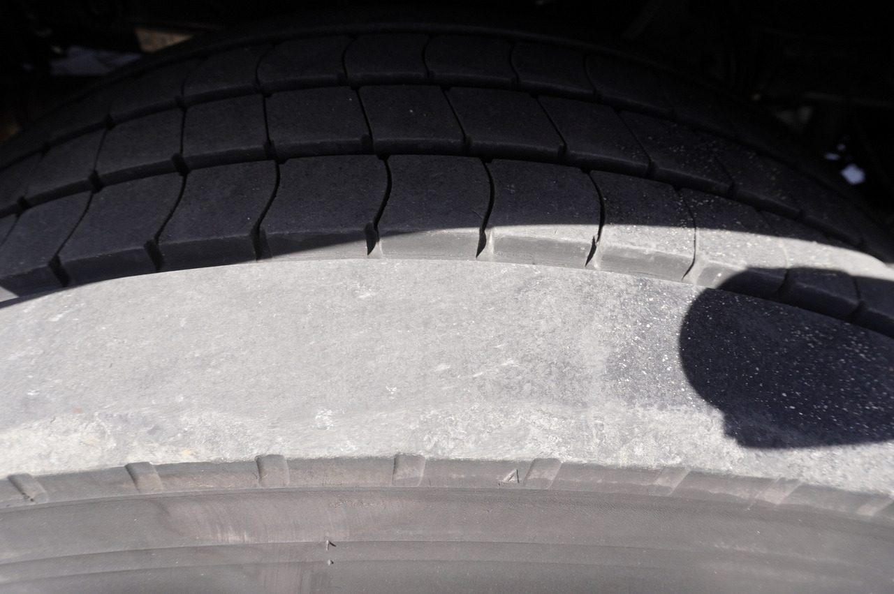 Leasing MAN TGX 26.500 E6 XXL / Schmitz 19 pallets / Thermoking / steering axle MAN TGX 26.500 E6 XXL / Schmitz 19 pallets / Thermoking / steering axle: obrázok 21