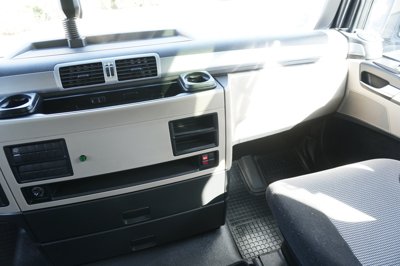 Leasing MAN TGX 26.500 E6 XXL / Schmitz 19 pallets / Thermoking / steering axle MAN TGX 26.500 E6 XXL / Schmitz 19 pallets / Thermoking / steering axle: obrázok 37