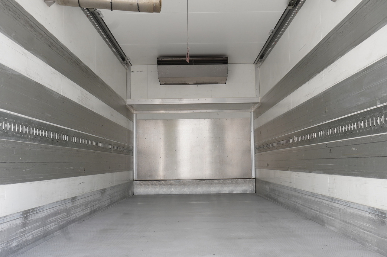 Leasing MAN TGX 26.500 E6 XXL / Schmitz 19 pallets / Thermoking / steering axle MAN TGX 26.500 E6 XXL / Schmitz 19 pallets / Thermoking / steering axle: obrázok 9