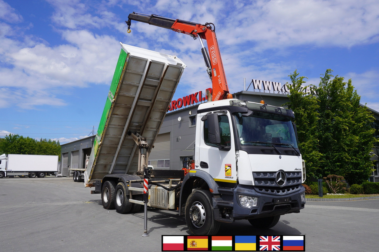 MERCEDES-BENZ AROCS 2633 6x4 / 5.5 T crane FASSI F135 / Tipper 15 EPAL - Auto s hydraulickou rukou: obrázok 1 MERCEDES-BENZ AROCS 2633 6x4 / 5.5 T crane FASSI F135 / Tipper 15 EPAL - Auto s hydraulickou rukou: obrázok 1