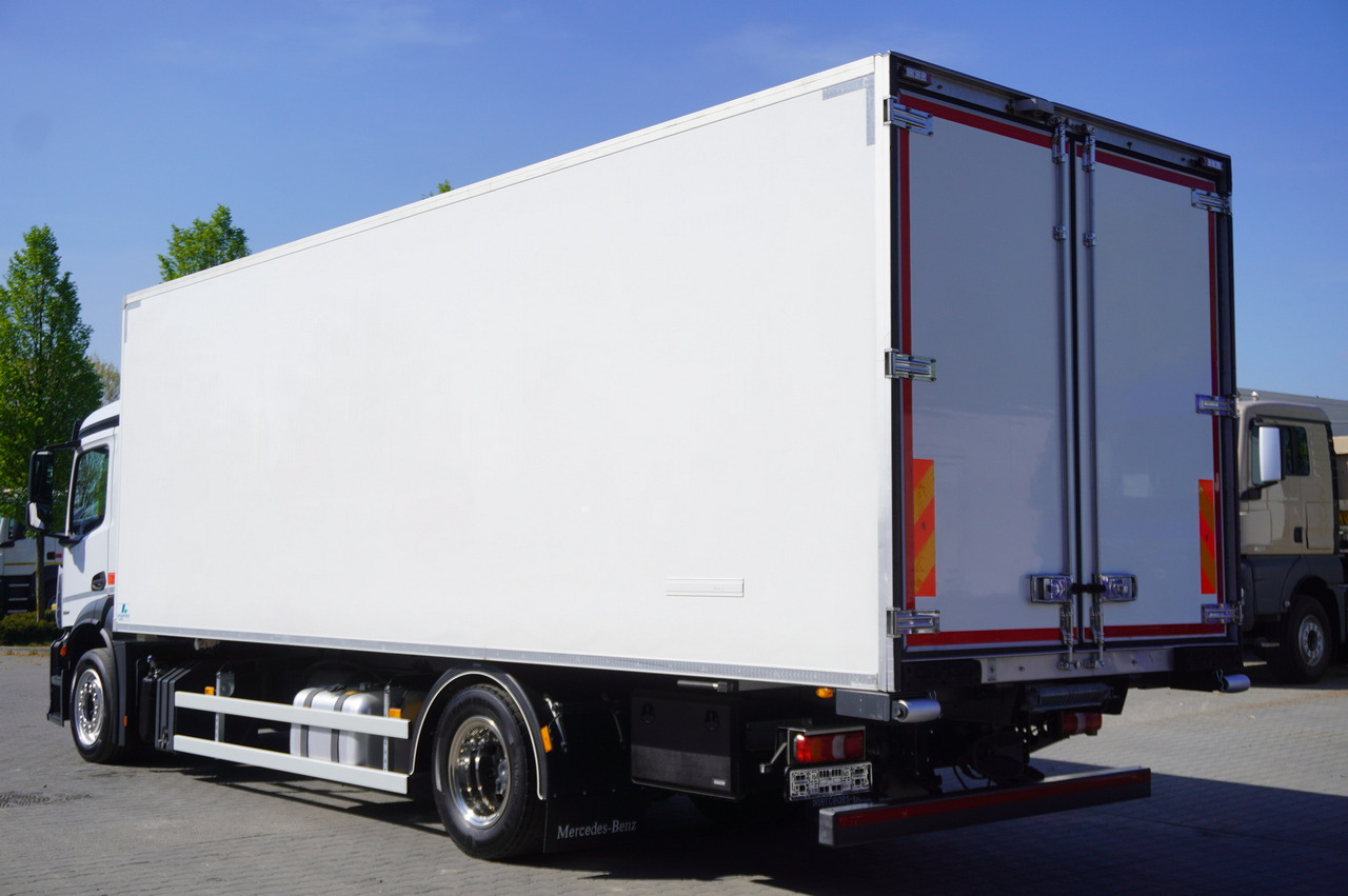 MERCEDES-BENZ Actros 1824 MP5 / GVM 18T / 8T load / 100,000 km! / 2022 / 19 EPAL - Chladirenské nákladné vozidlo: obrázok 4 MERCEDES-BENZ Actros 1824 MP5 / GVM 18T / 8T load / 100,000 km! / 2022 / 19 EPAL - Chladirenské nákladné vozidlo: obrázok 4