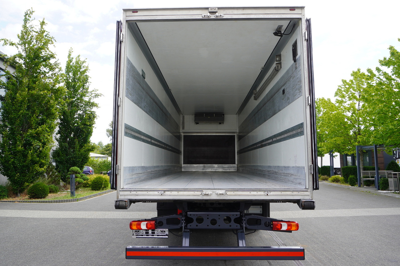 MERCEDES-BENZ Actros 1824 / Refrigerator 22 EPAL / Carrier Supra 850 / Sleeping cabin - Chladirenské nákladné vozidlo: obrázok 5 MERCEDES-BENZ Actros 1824 / Refrigerator 22 EPAL / Carrier Supra 850 / Sleeping cabin - Chladirenské nákladné vozidlo: obrázok 5
