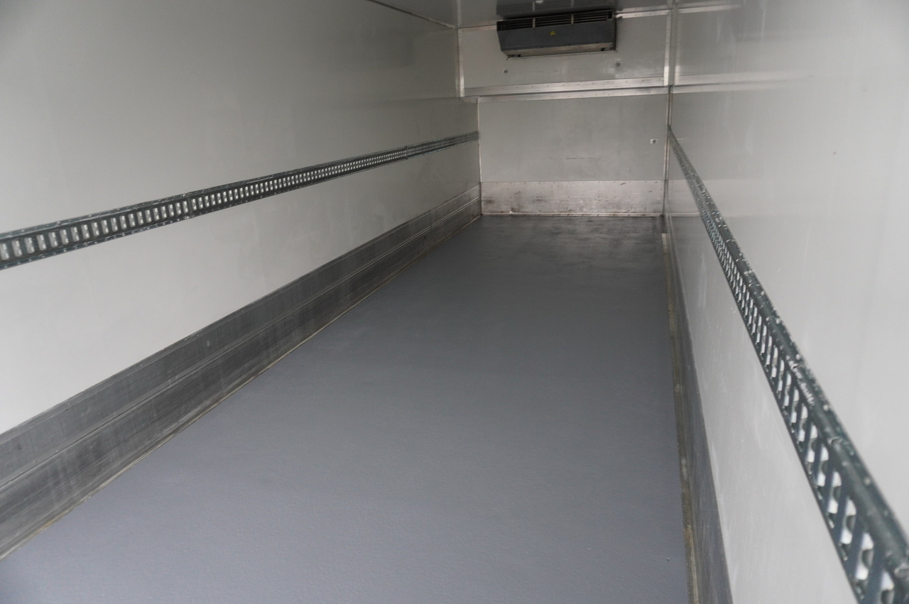 Leasing MERCEDES-BENZ Actros 1824 / Refrigerator 22 EPAL / Carrier Supra 950 / Sleeping cabin MERCEDES-BENZ Actros 1824 / Refrigerator 22 EPAL / Carrier Supra 950 / Sleeping cabin: obrázok 11