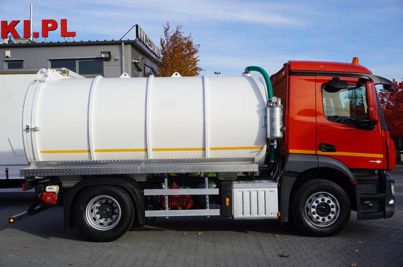 MERCEDES-BENZ Actros 1833 / 260 tho. km / NEW septic tank 11000 l - Cisternové vozidlo: obrázok 2 MERCEDES-BENZ Actros 1833 / 260 tho. km / NEW septic tank 11000 l - Cisternové vozidlo: obrázok 2