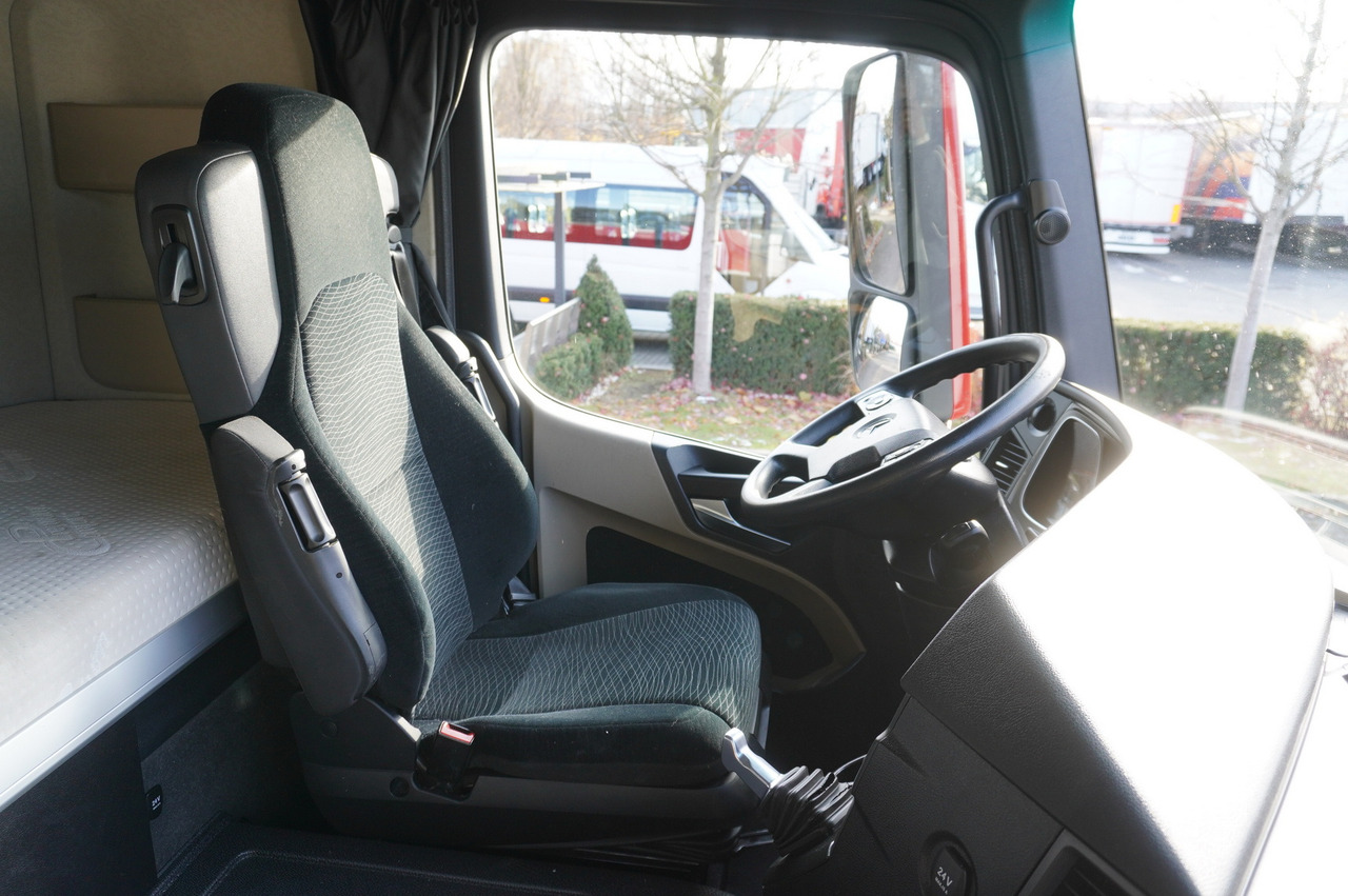 Leasing MERCEDES-BENZ Actros 1835 E6 4×2 / Curtainsider 21 pallets / tail lift 1.5t MERCEDES-BENZ Actros 1835 E6 4×2 / Curtainsider 21 pallets / tail lift 1.5t: obrázok 11