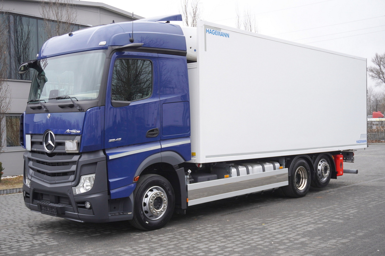 MERCEDES-BENZ Actros 2545 / 2021 / Hagemann refrigerator Multitemperature - Chladirenské nákladné vozidlo: obrázok 1 MERCEDES-BENZ Actros 2545 / 2021 / Hagemann refrigerator Multitemperature - Chladirenské nákladné vozidlo: obrázok 1