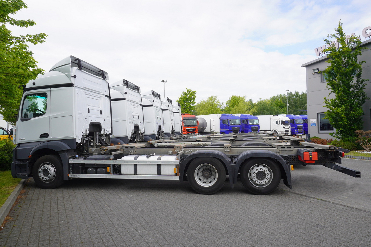 MERCEDES-BENZ Actros 2545 6×2 MP5 / ADR AT / 12 units - Kontejnérový podvozek/ Výměnná nástavba: obrázok 5 MERCEDES-BENZ Actros 2545 6×2 MP5 / ADR AT / 12 units - Kontejnérový podvozek/ Výměnná nástavba: obrázok 5