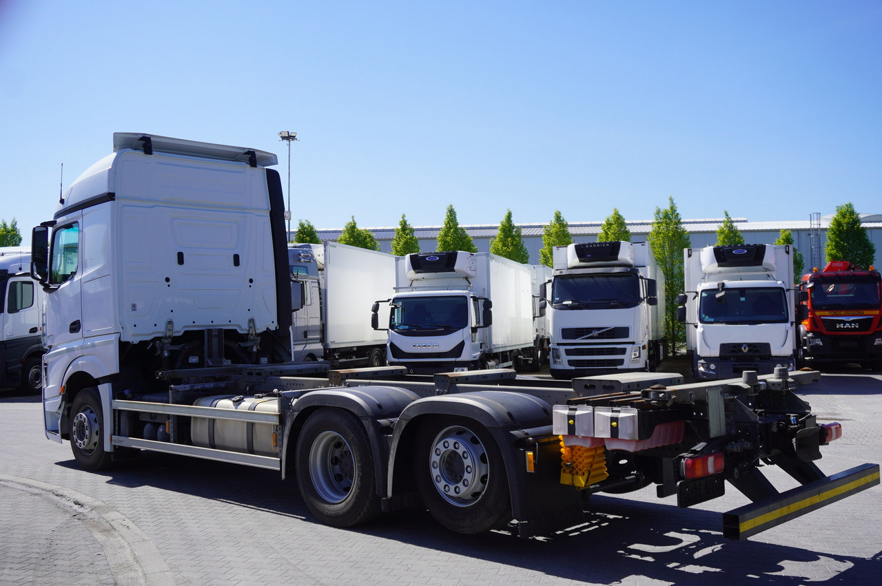 MERCEDES-BENZ Actros 2545 6×2 MP5 / Full ADR / BDF - Kontejnérový podvozek/ Výměnná nástavba: obrázok 3 MERCEDES-BENZ Actros 2545 6×2 MP5 / Full ADR / BDF - Kontejnérový podvozek/ Výměnná nástavba: obrázok 3