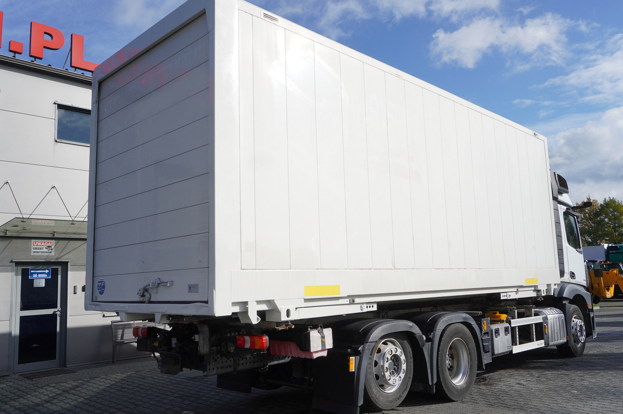 MERCEDES-BENZ Actros 2545 MP5 / KRONE 18 EPAL box body / ADR AT - Chladirenské nákladné vozidlo: obrázok 2 MERCEDES-BENZ Actros 2545 MP5 / KRONE 18 EPAL box body / ADR AT - Chladirenské nákladné vozidlo: obrázok 2